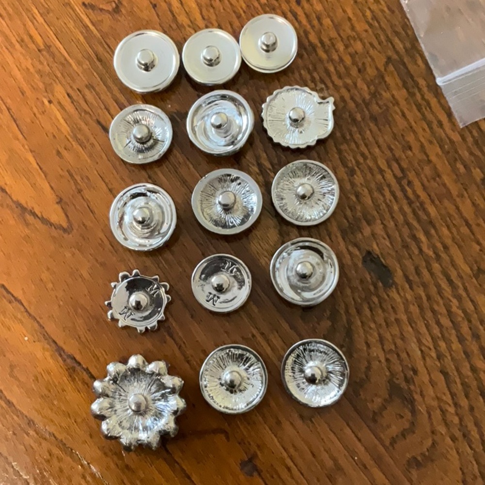 Rhinestone Snaps - Picture 5 of 5